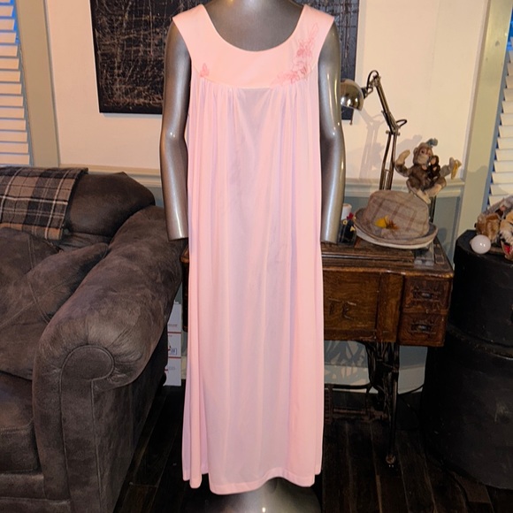 Lorraine Other - Vintage 1960’s Lorraine Nightgown